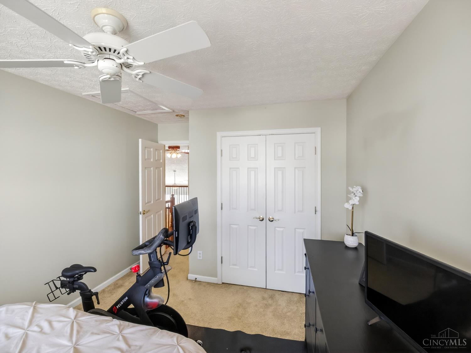 3490 Miljoie Drive
