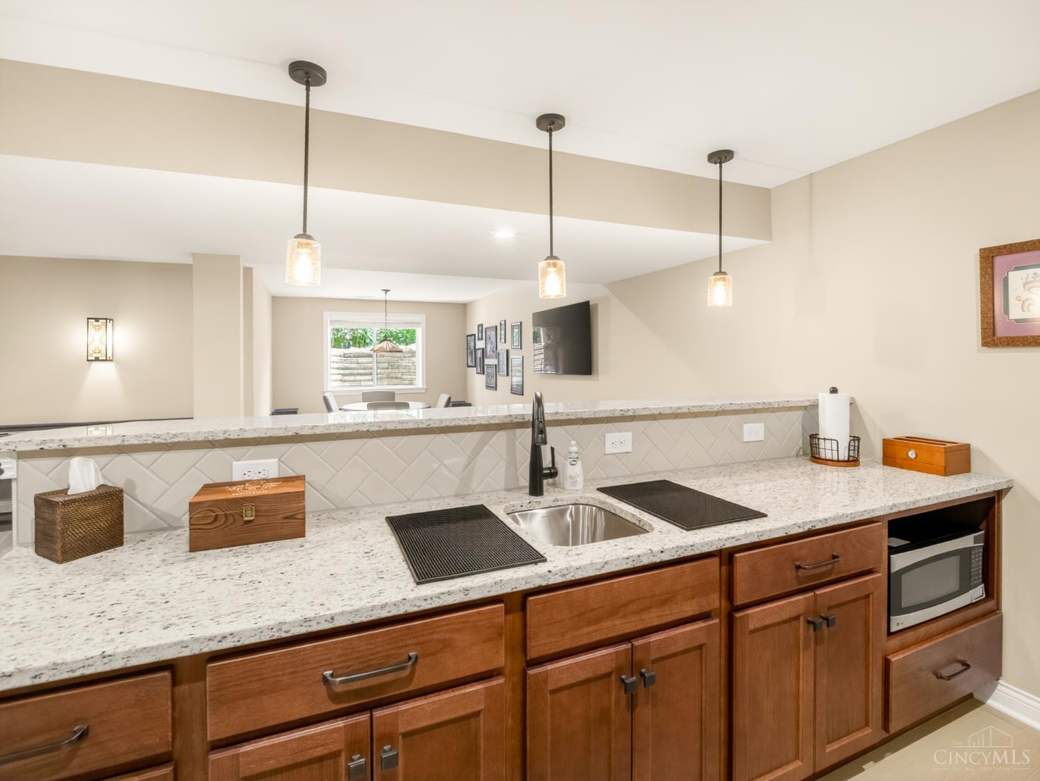 1544 Wexler Court