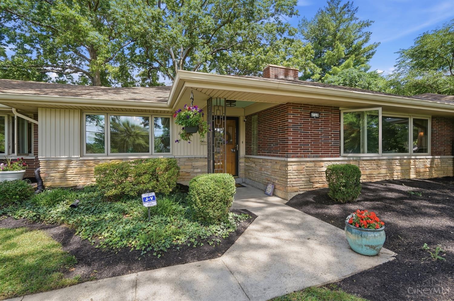 8520 Arborcrest Drive