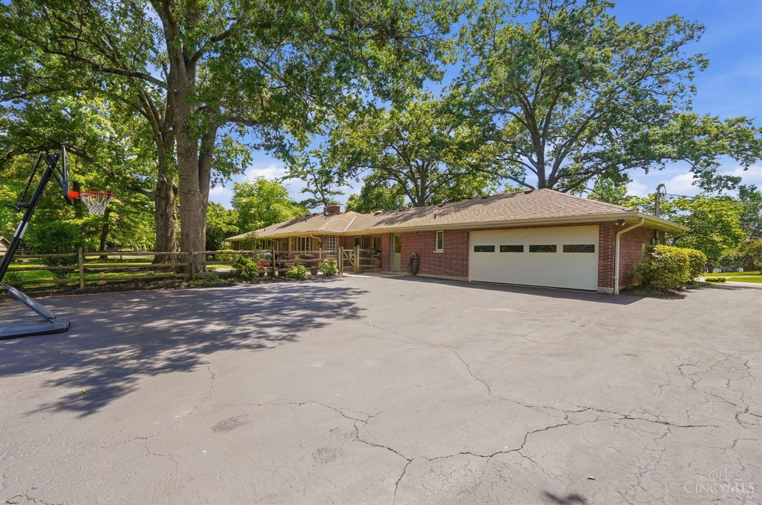 8520 Arborcrest Drive