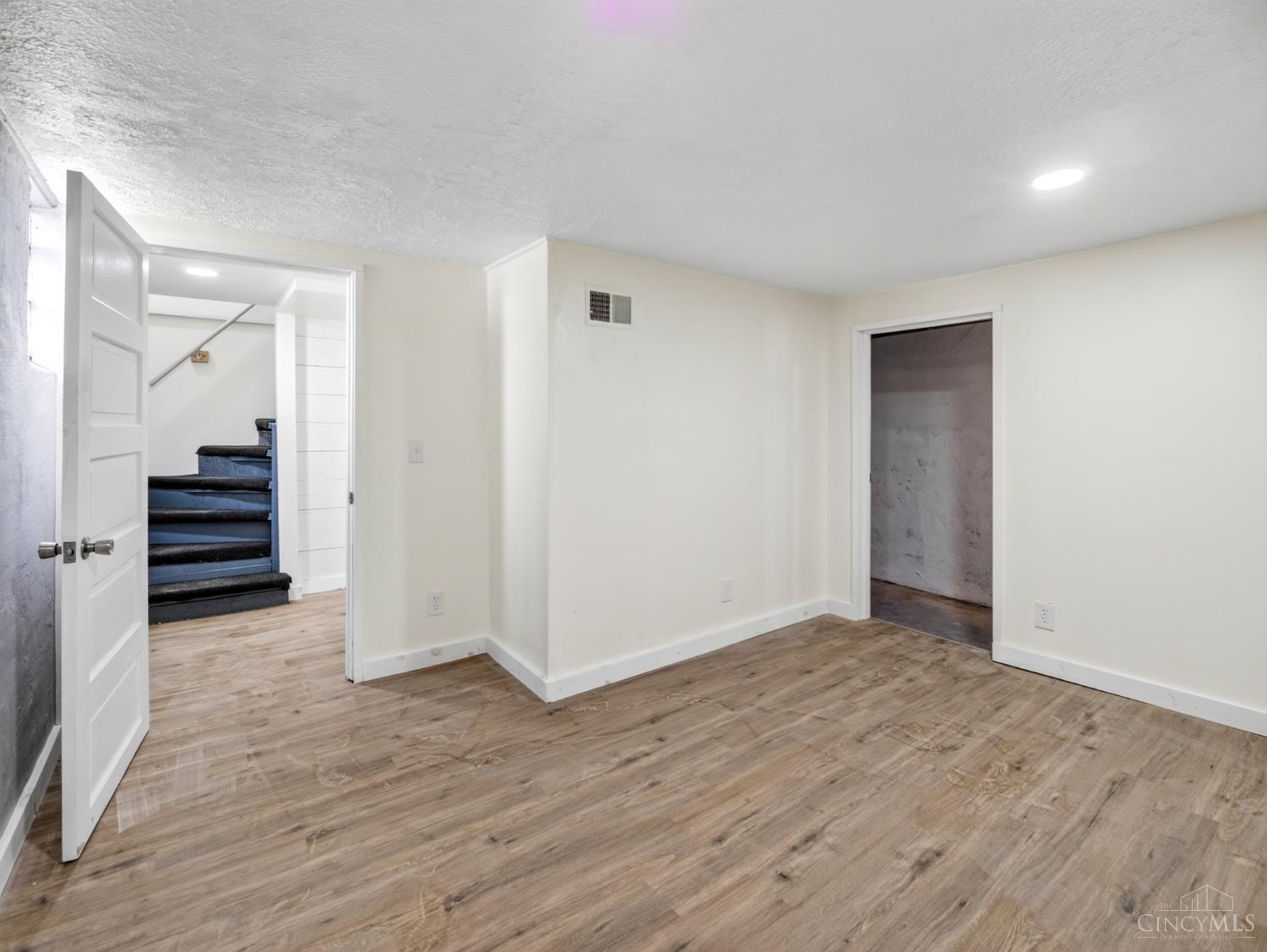 3022 Delmar Avenue
