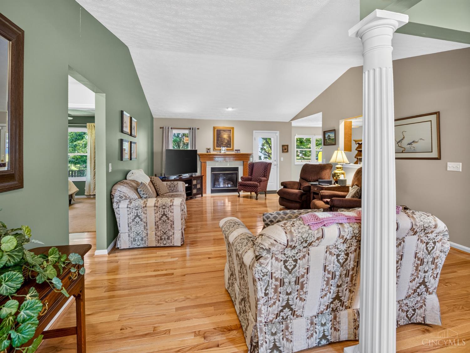 6104 Pine Meadows Drive