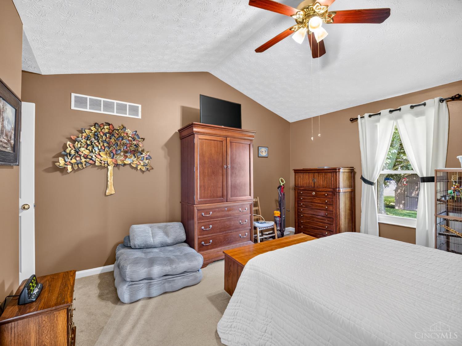 6104 Pine Meadows Drive