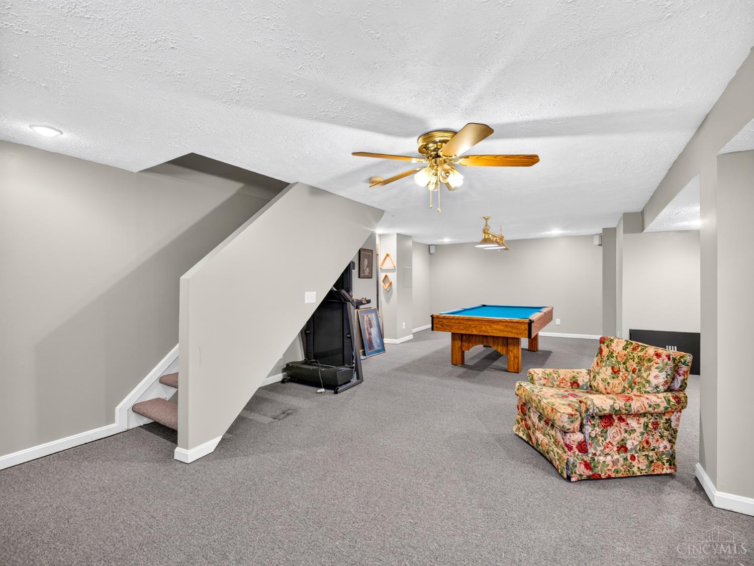 6104 Pine Meadows Drive