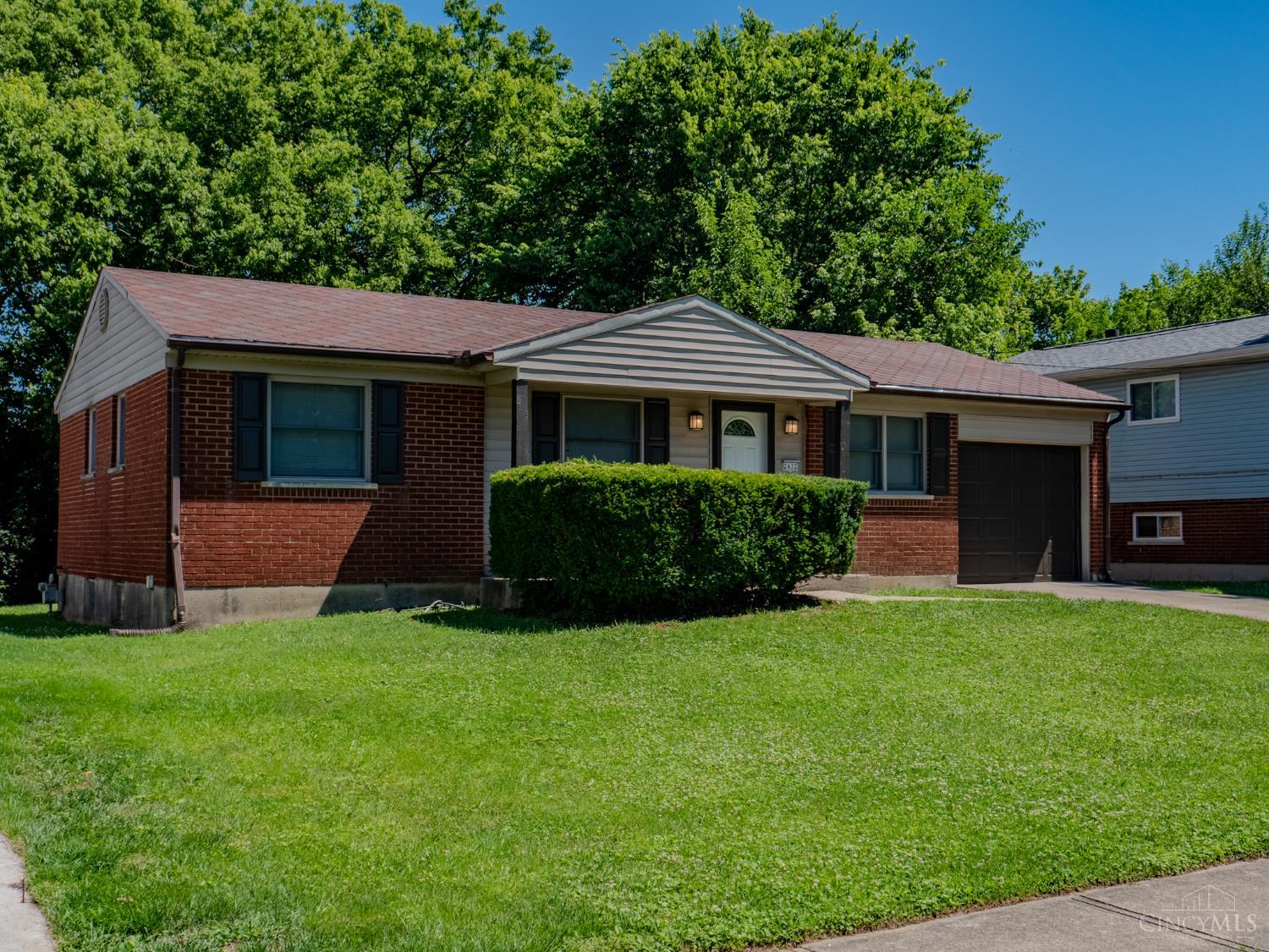 2432 Bracebridge Drive