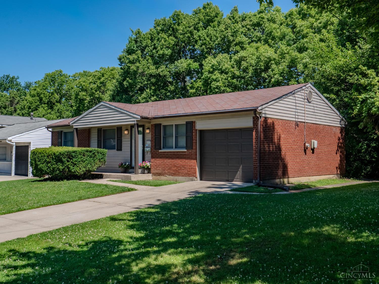 2432 Bracebridge Drive