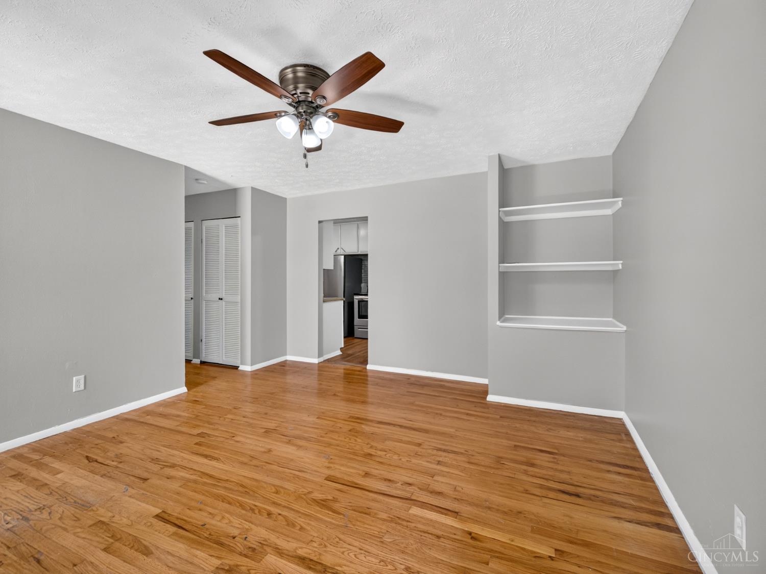 2432 Bracebridge Drive