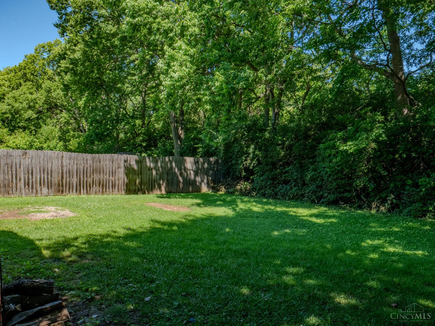 2432 Bracebridge Drive