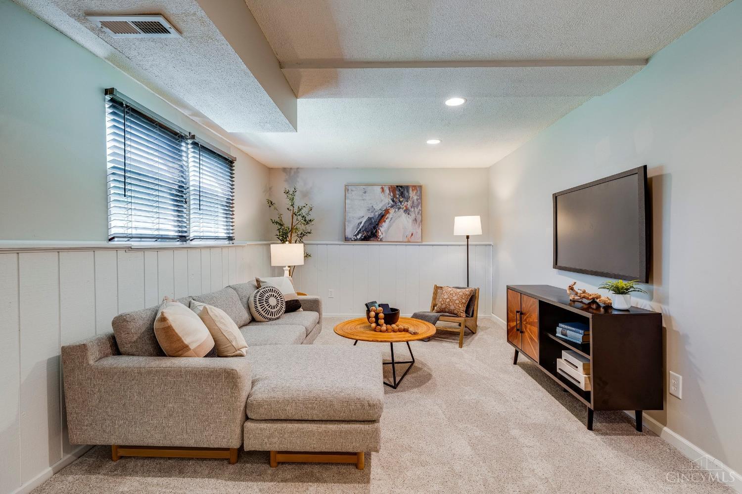 5380 Orchardvalley Drive