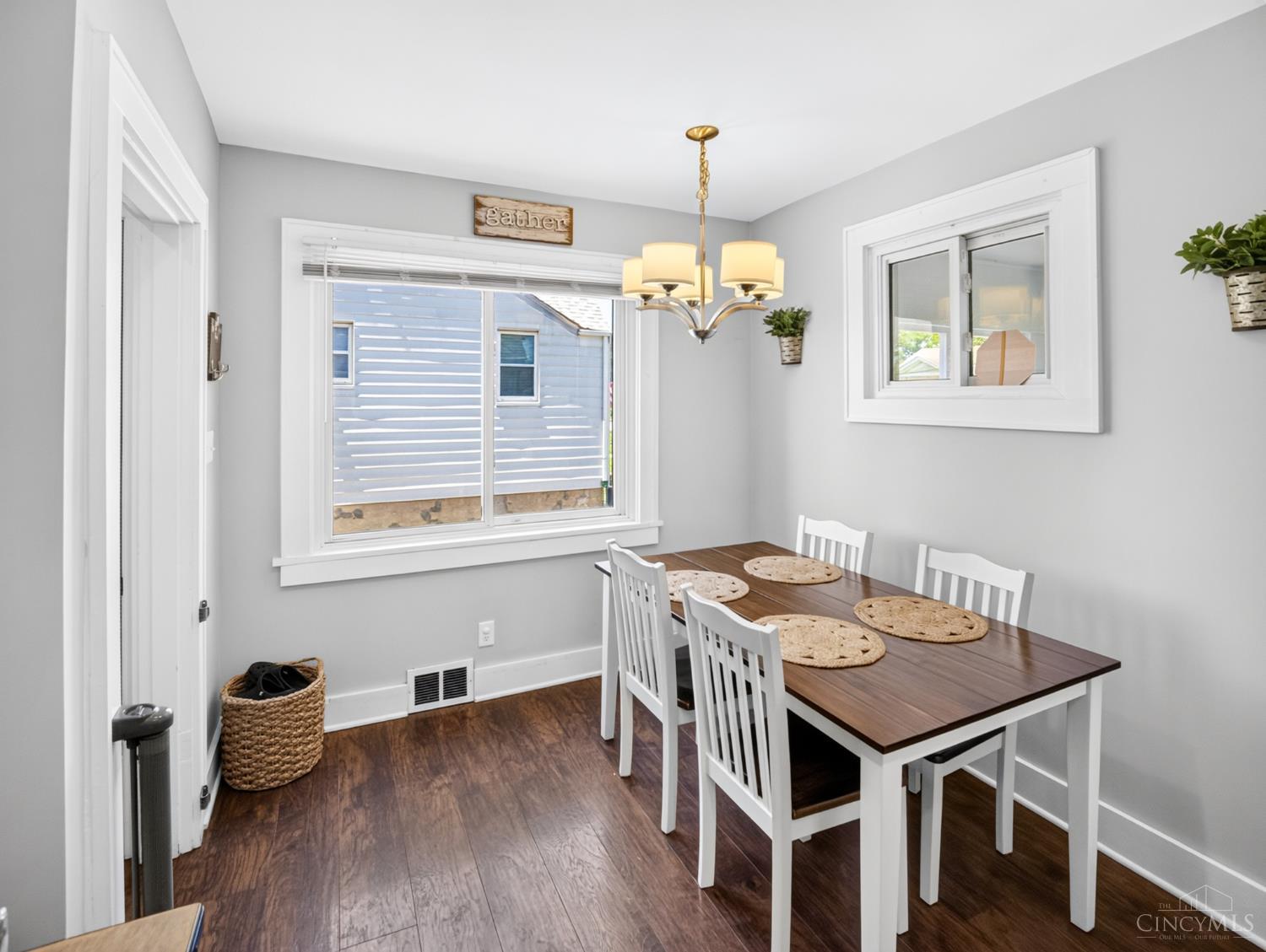 4559 Buxton Road