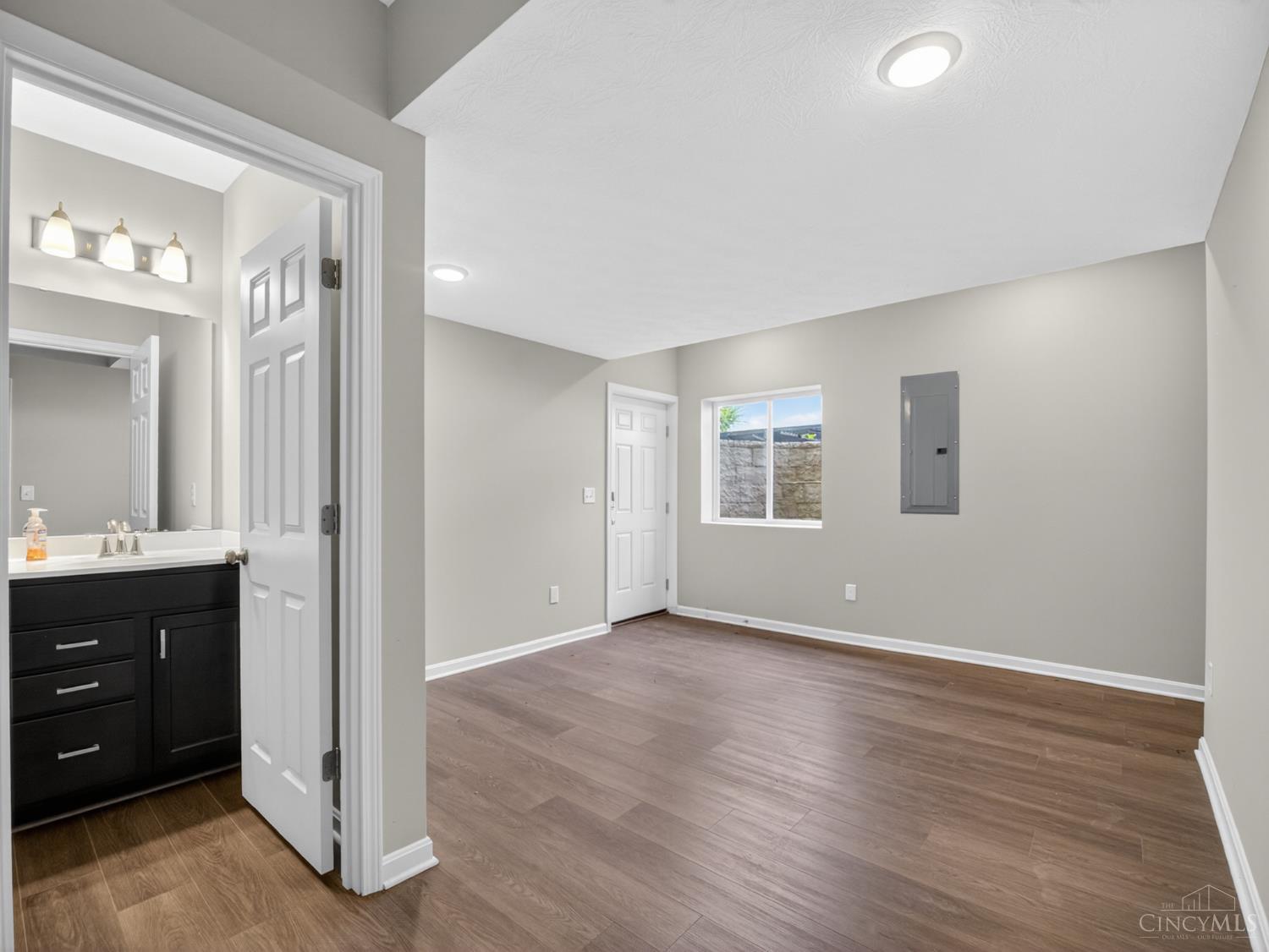 5467 Pacific Crest Lane