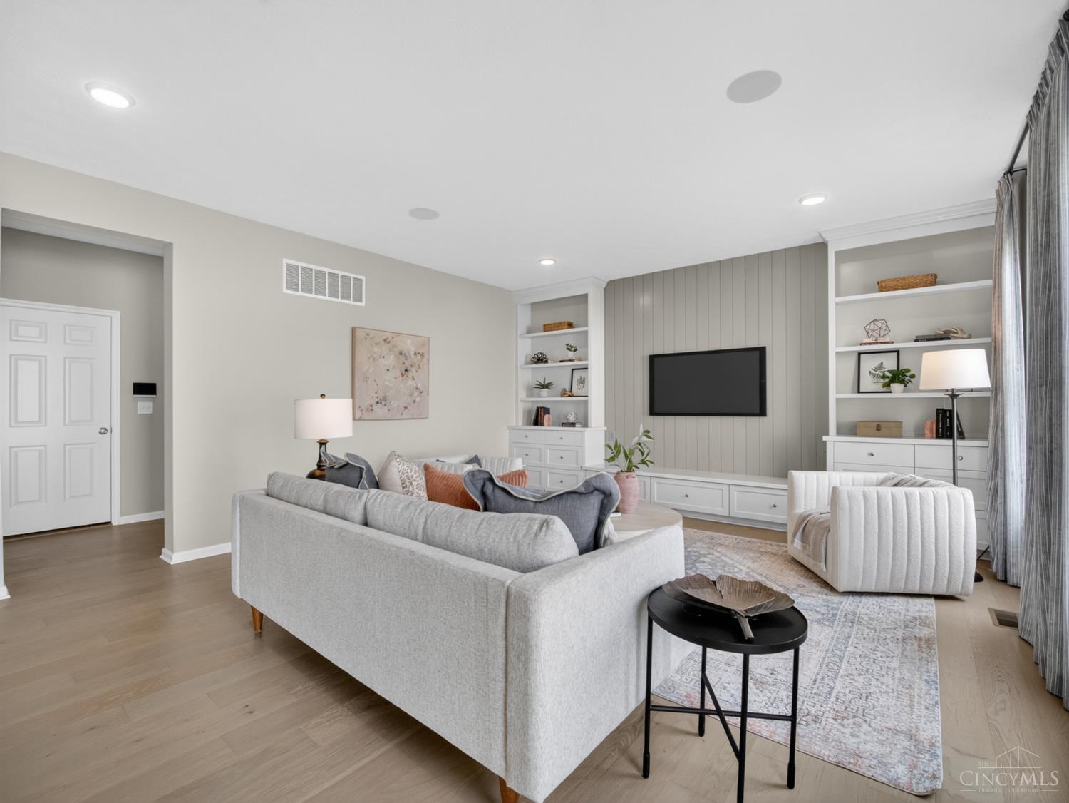 5467 Pacific Crest Lane