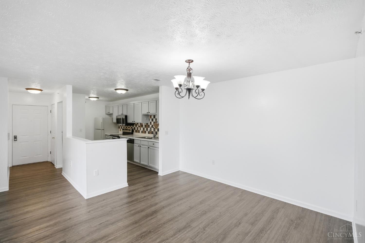 8171 Autumn Woods Lane Unit: 103