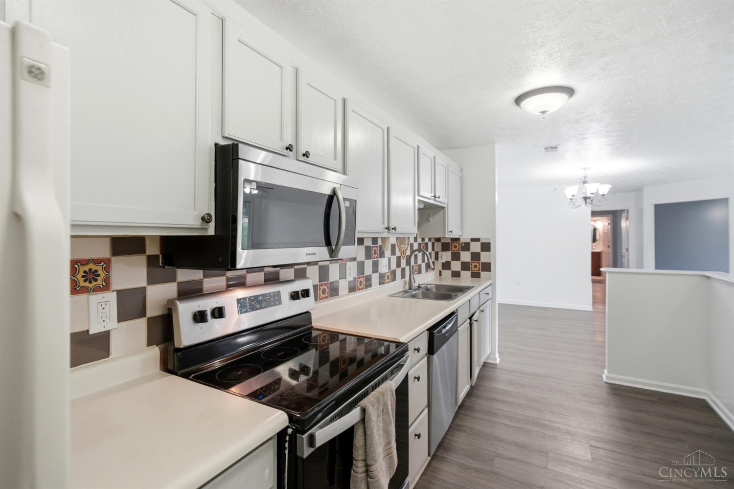 8171 Autumn Woods Lane Unit: 103