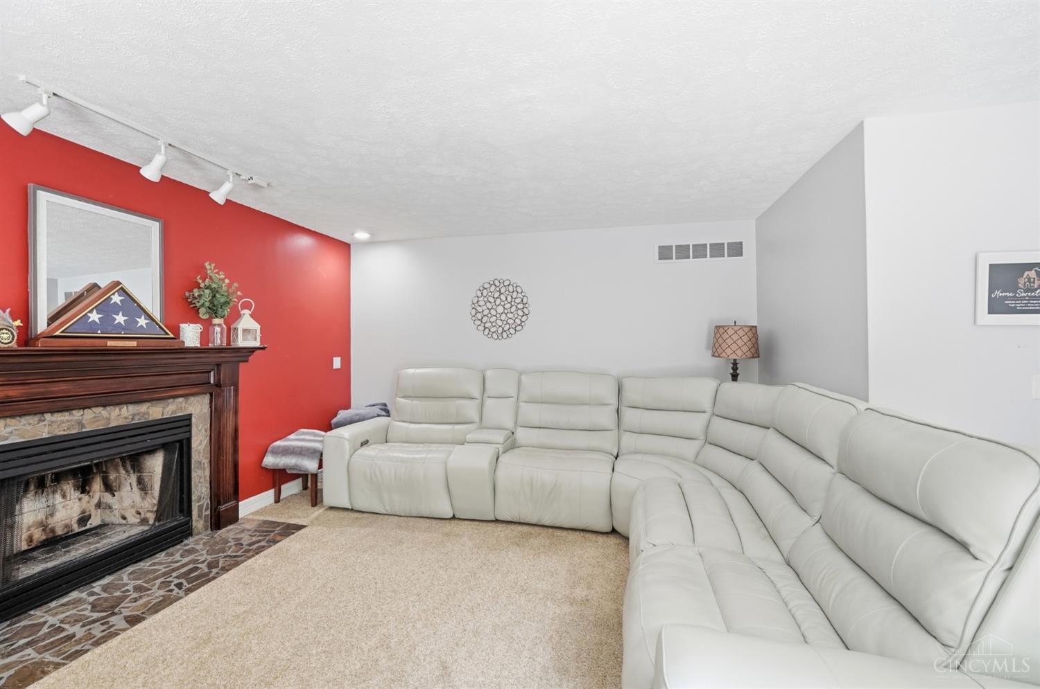 8838 Steeplechase Way