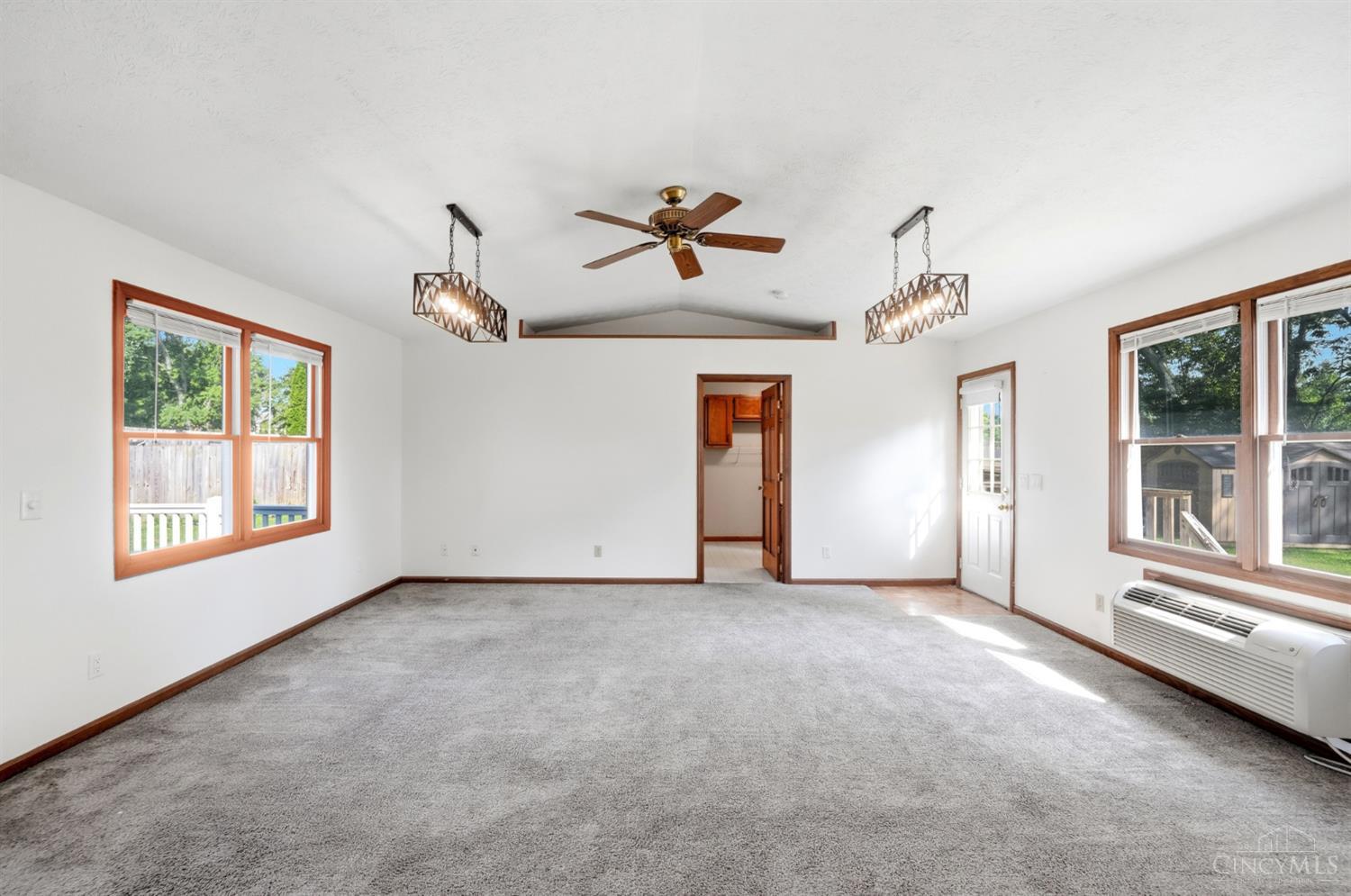 827 Quailwood Court