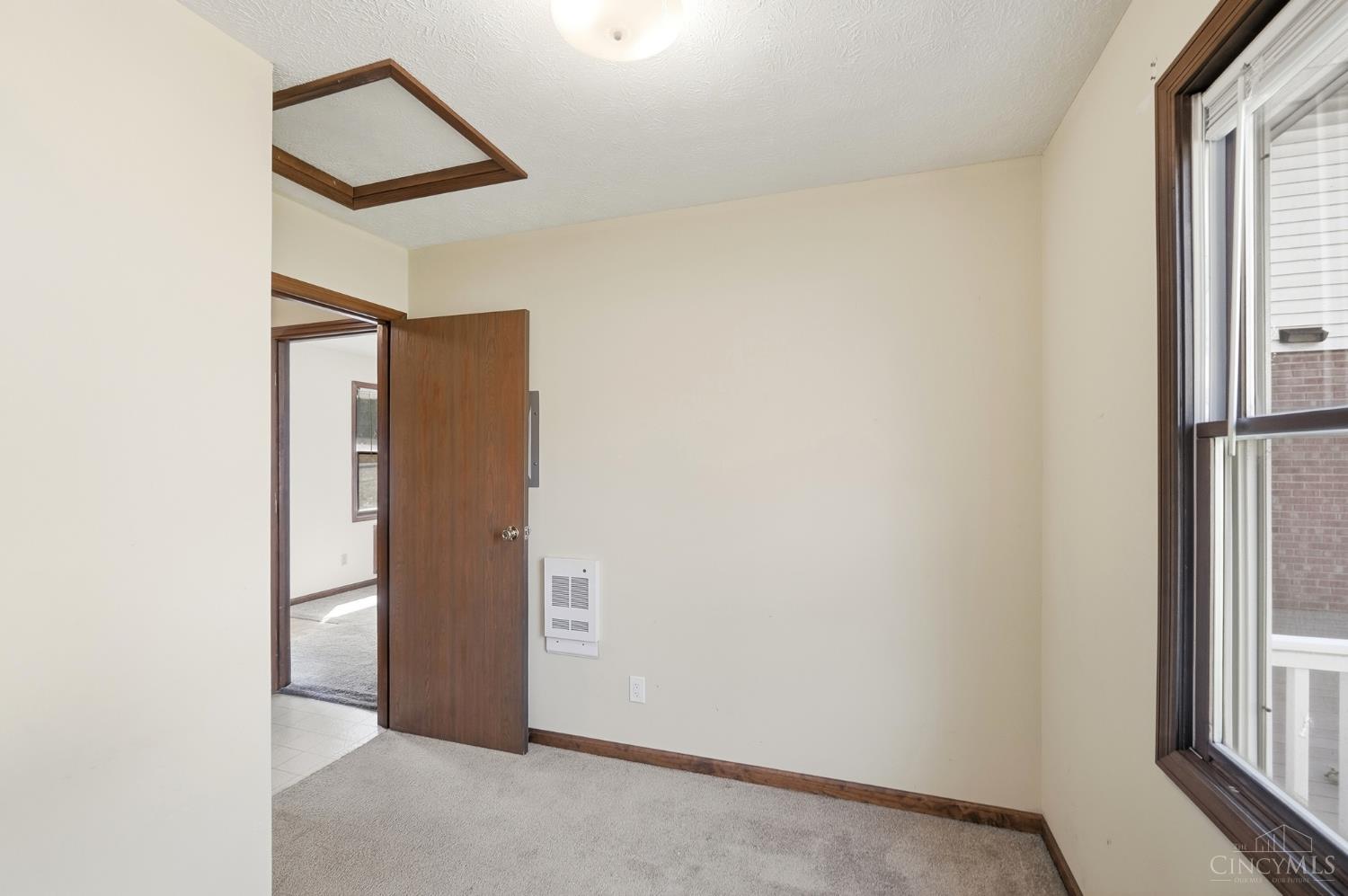 827 Quailwood Court