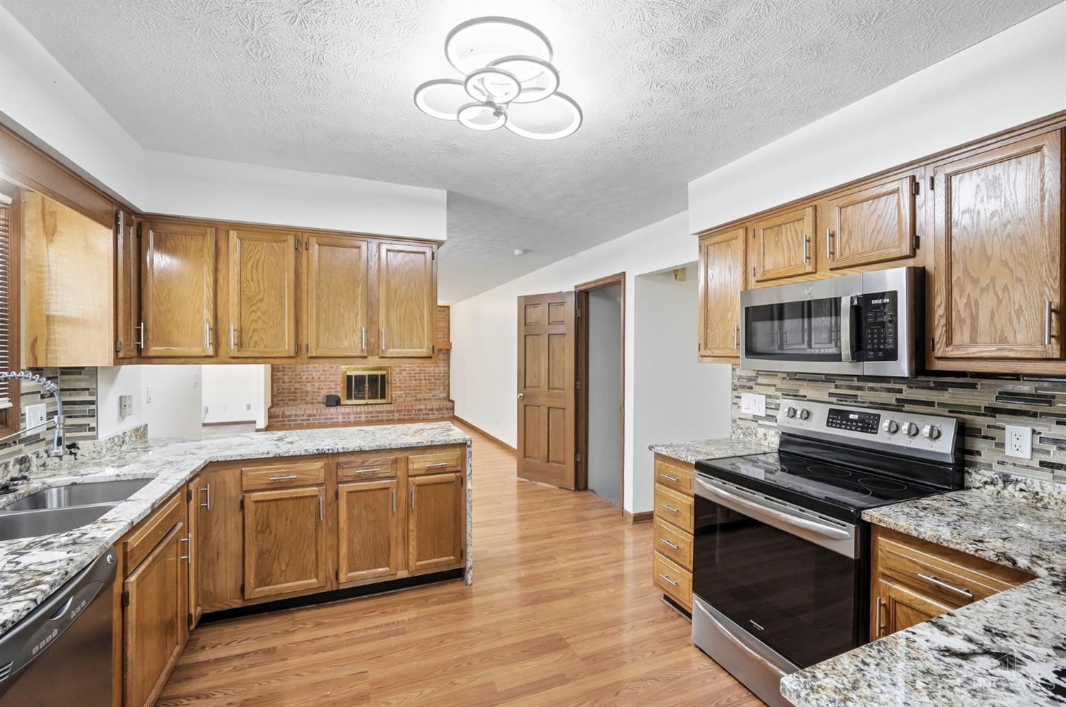 827 Quailwood Court