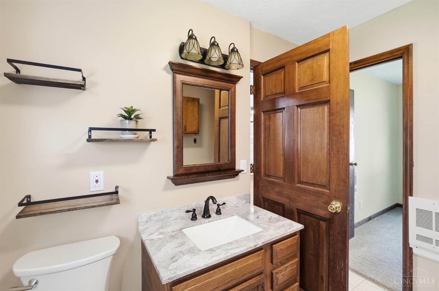827 Quailwood Court