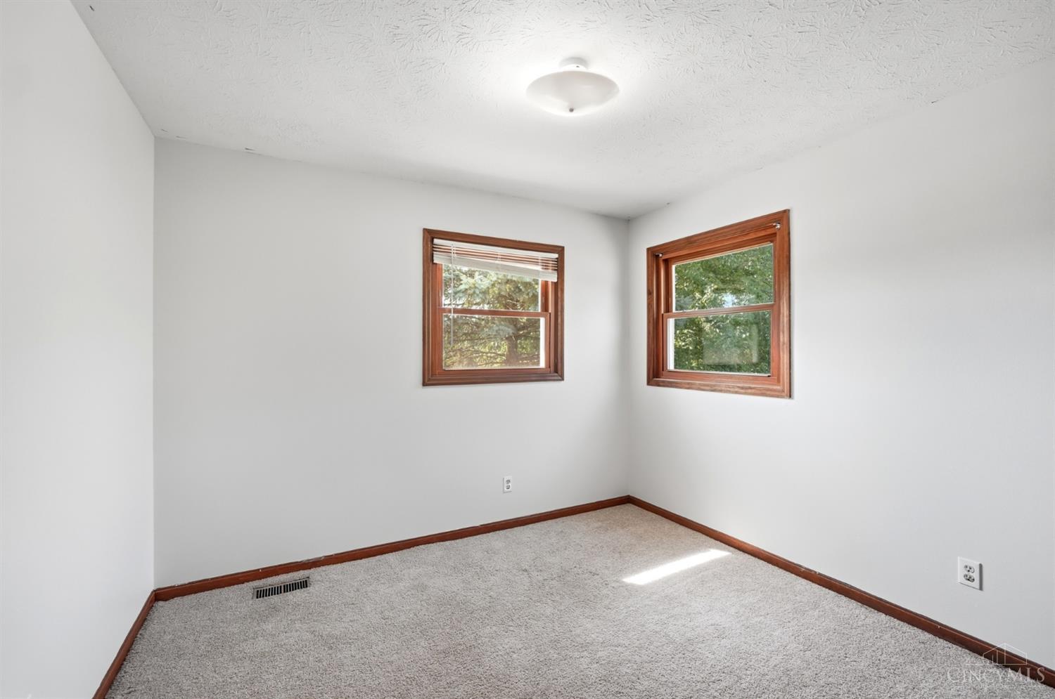 827 Quailwood Court
