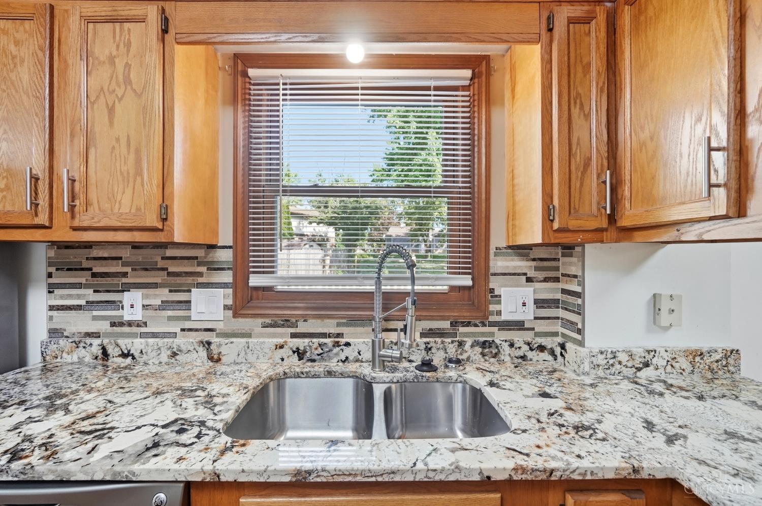 827 Quailwood Court