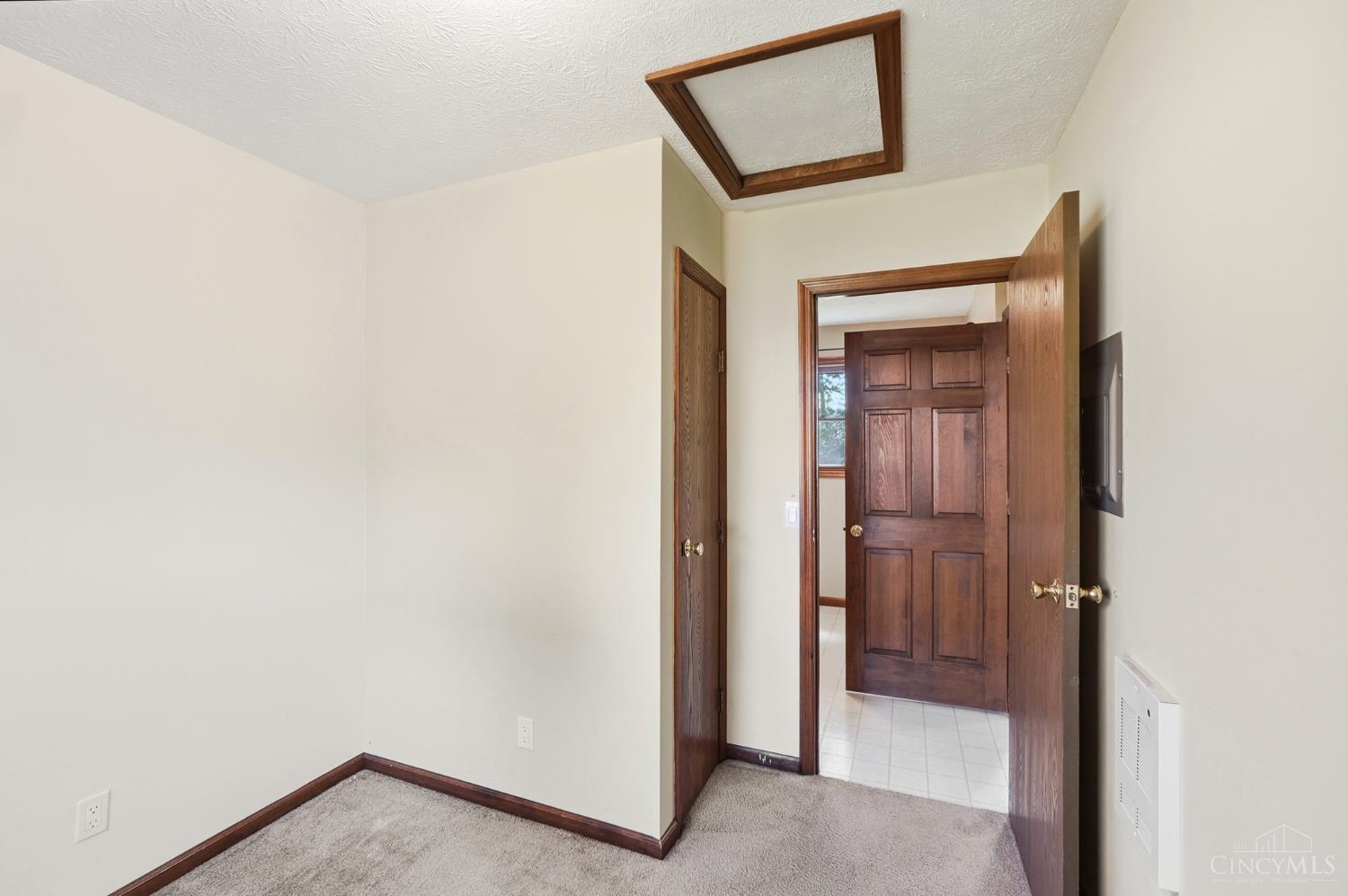 827 Quailwood Court