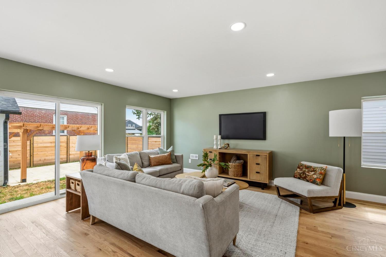 3834 Petoskey Avenue