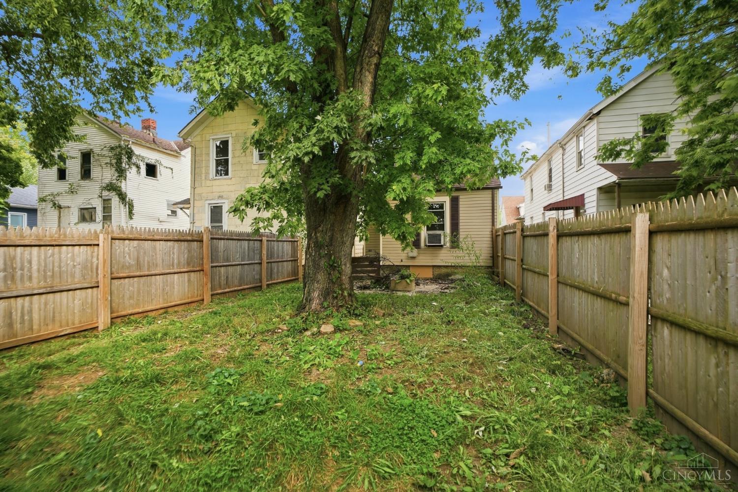 2439 Benninghofen Avenue