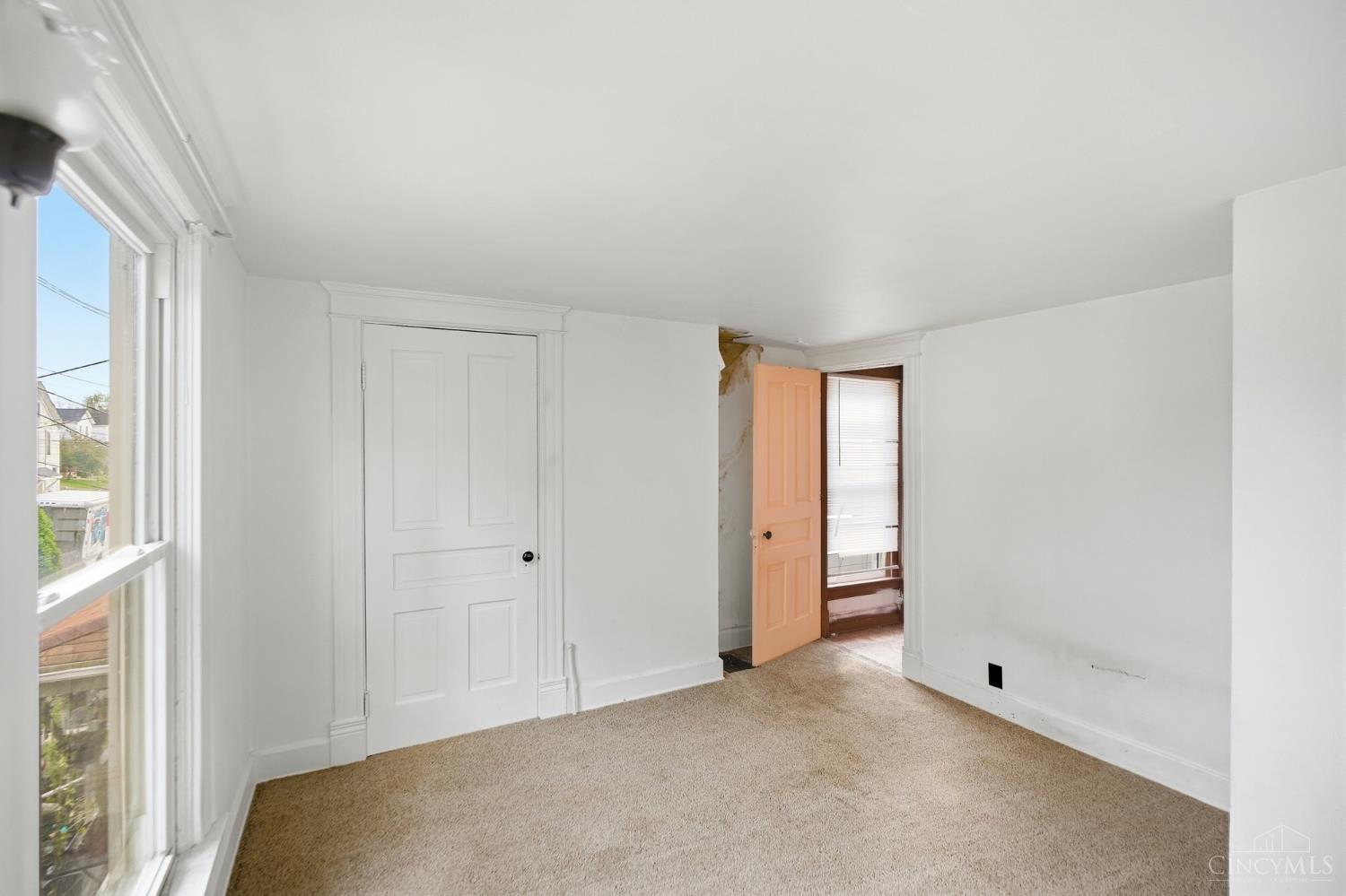 2439 Benninghofen Avenue
