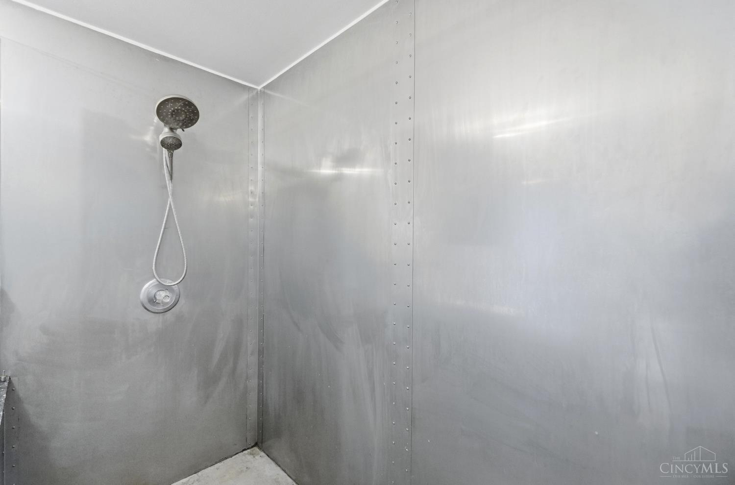 1908 Dunlap Street Unit: 1W
