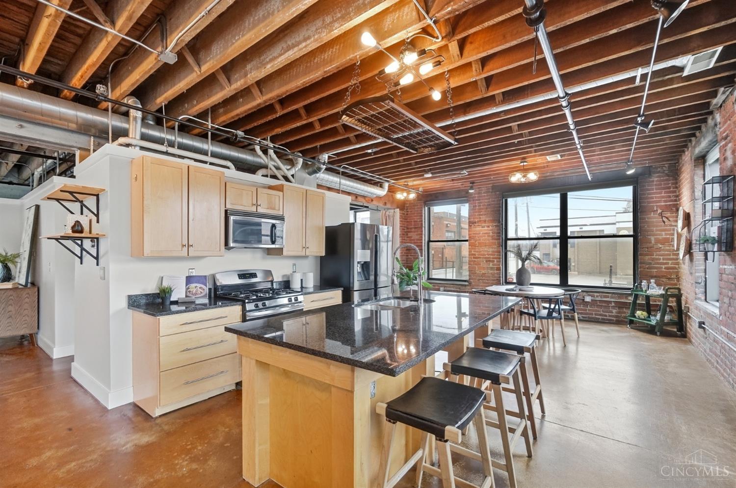 1908 Dunlap Street Unit: 1W