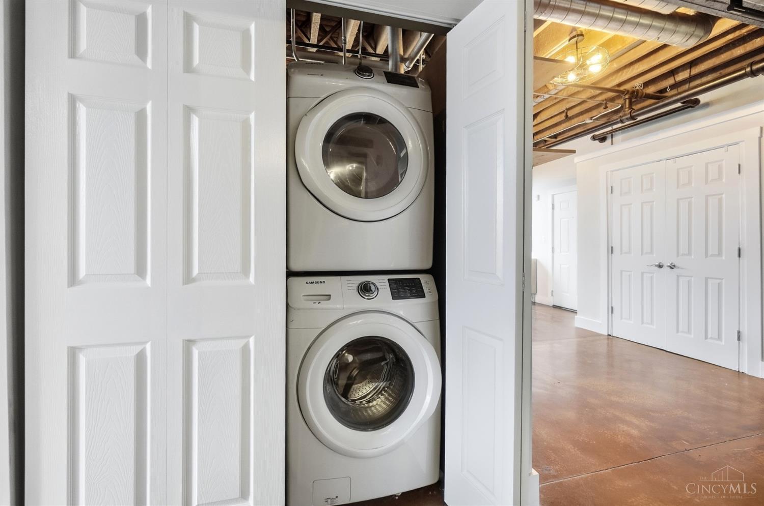 1908 Dunlap Street Unit: 1W