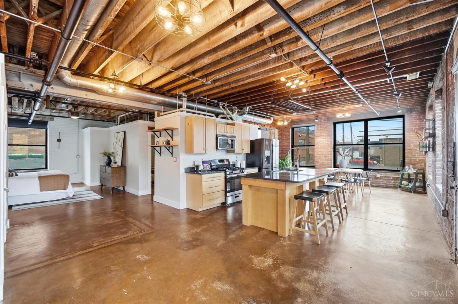 1908 Dunlap Street Unit: 1W
