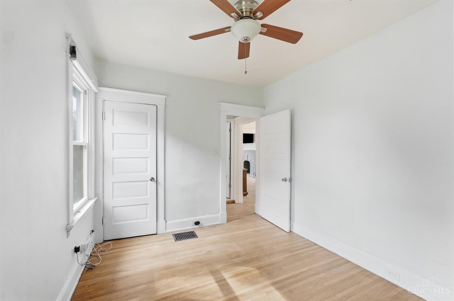 4020 Forest Avenue Unit: 2