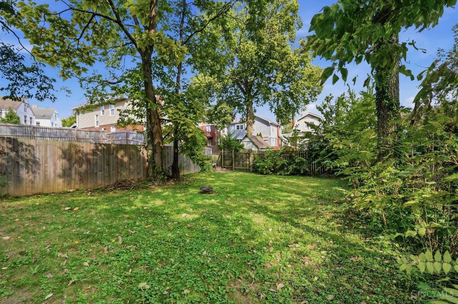 4020 Forest Avenue Unit: 2