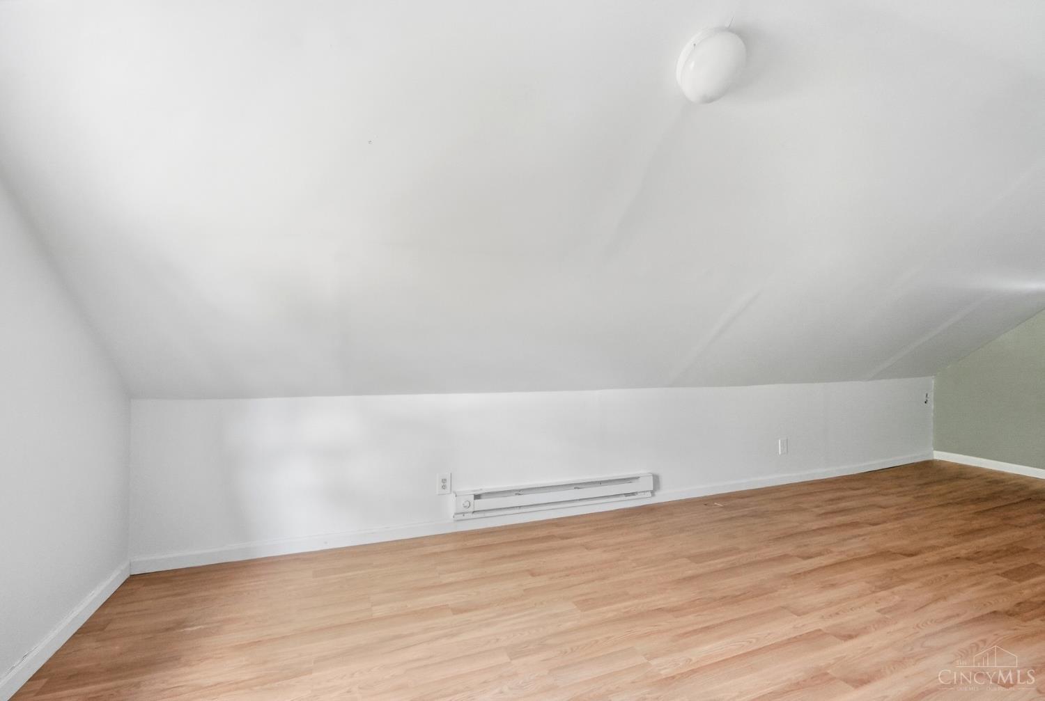 4020 Forest Avenue Unit: 2