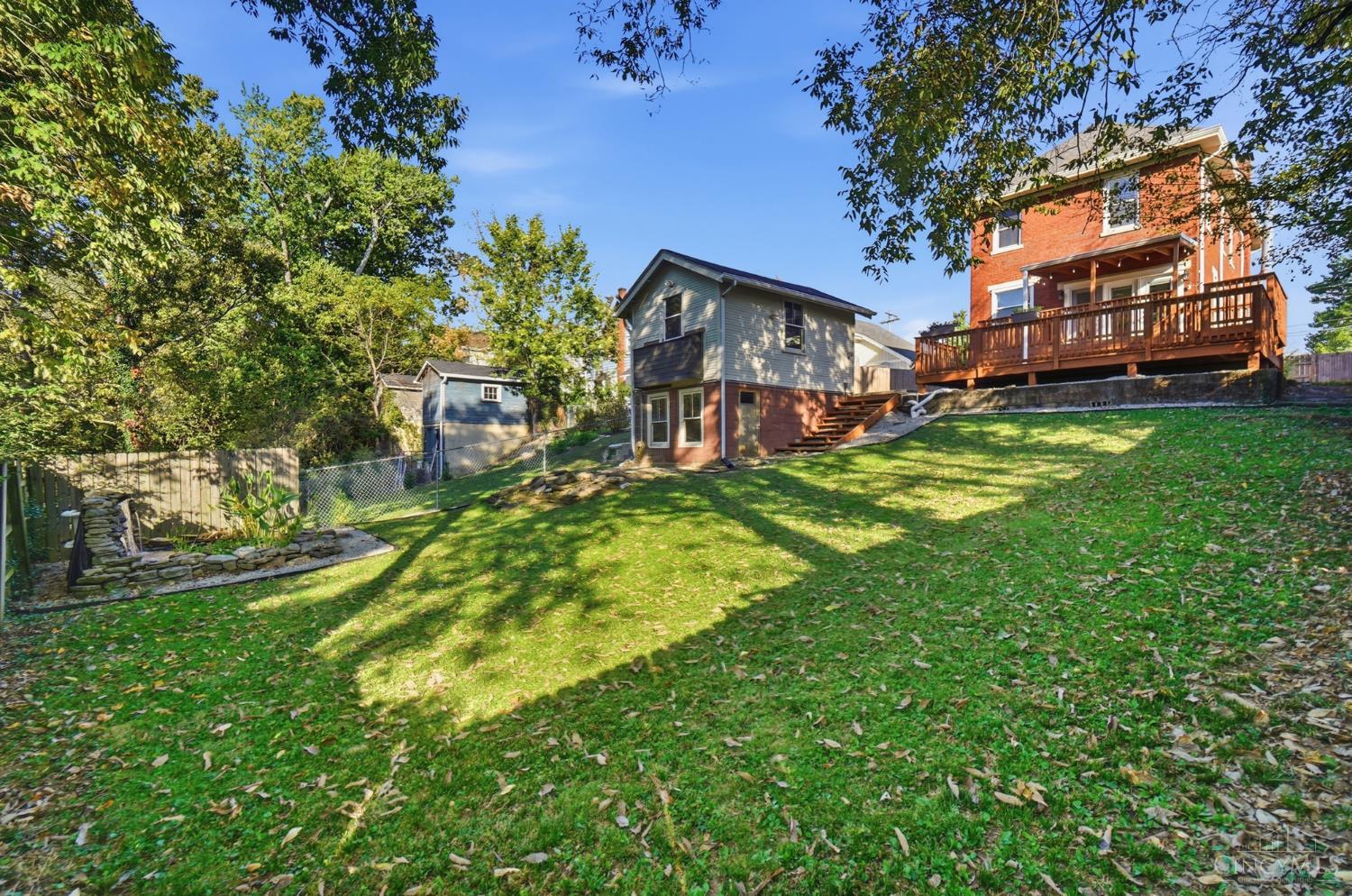 3357 Woodford Road