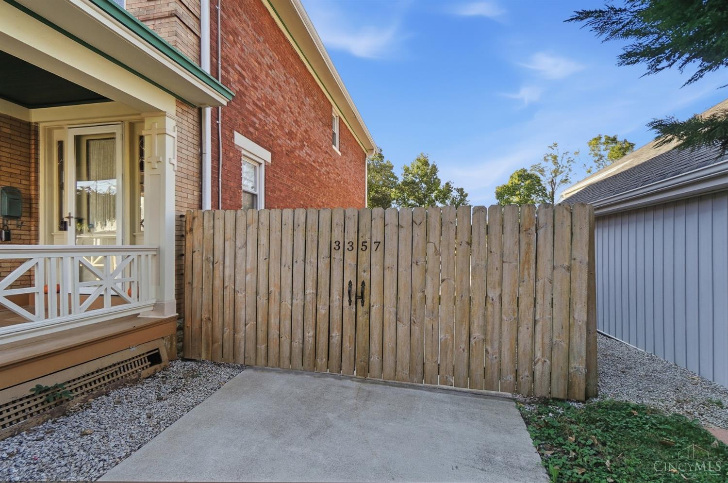 3357 Woodford Road