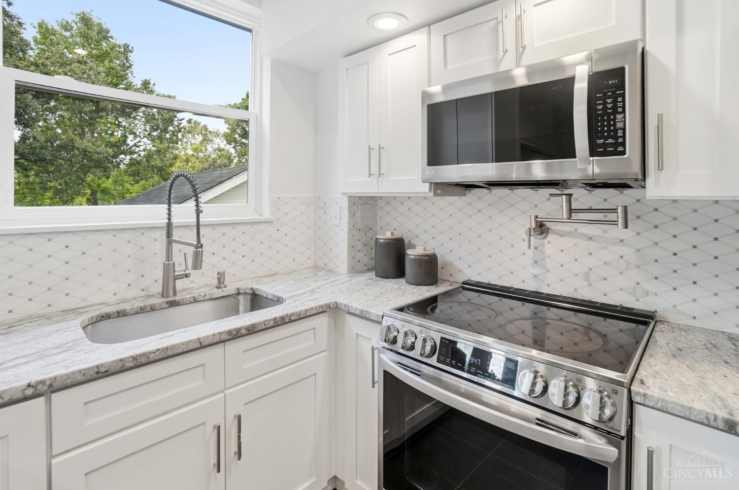 3357 Woodford Road