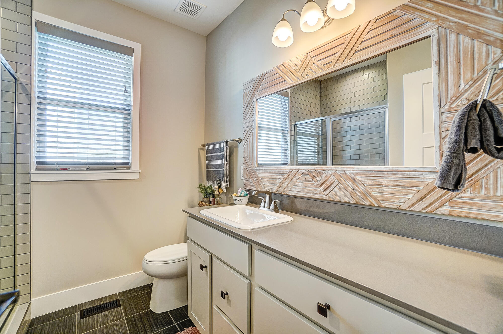 2822 Shellbark Circle