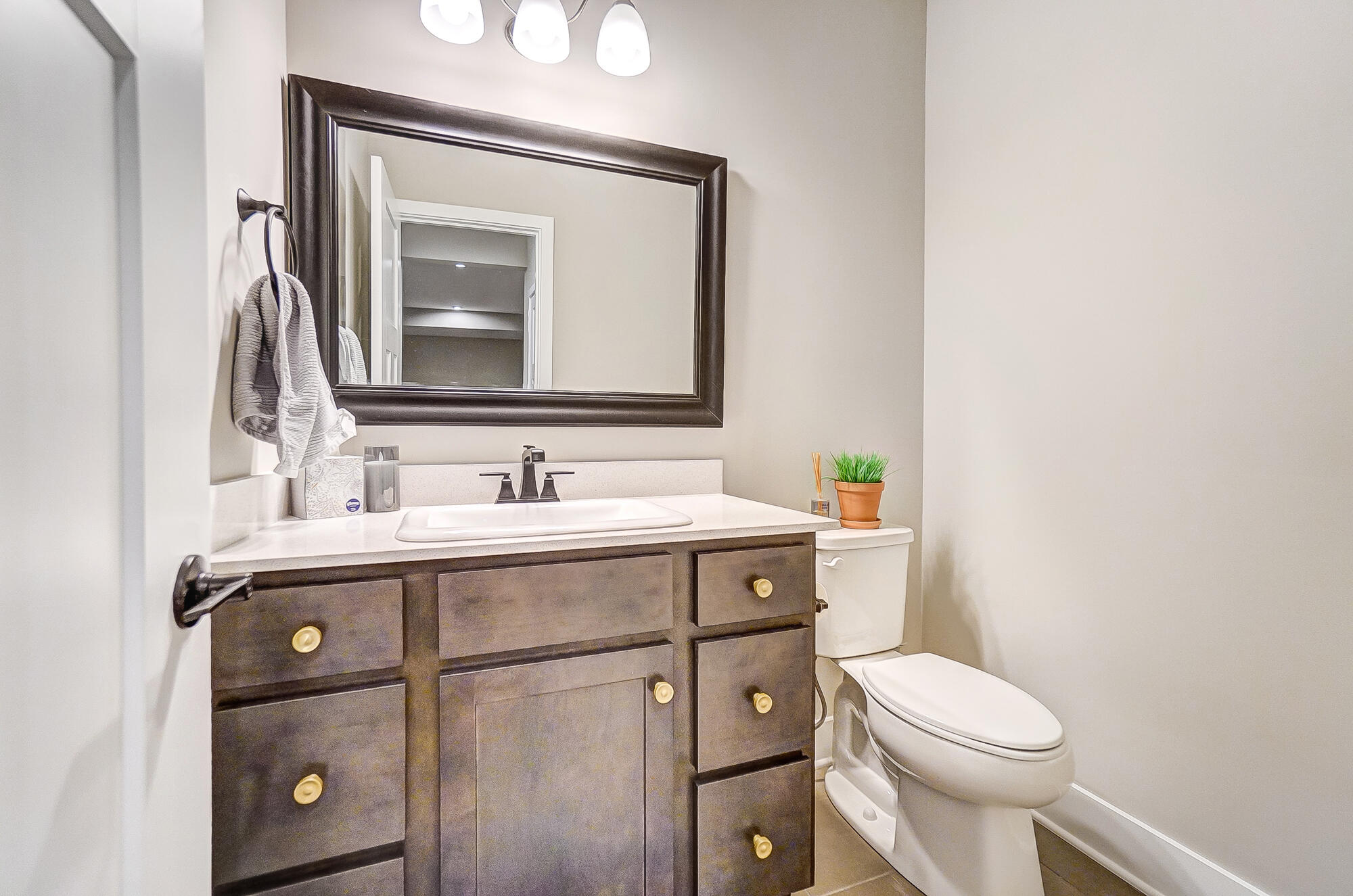 2822 Shellbark Circle