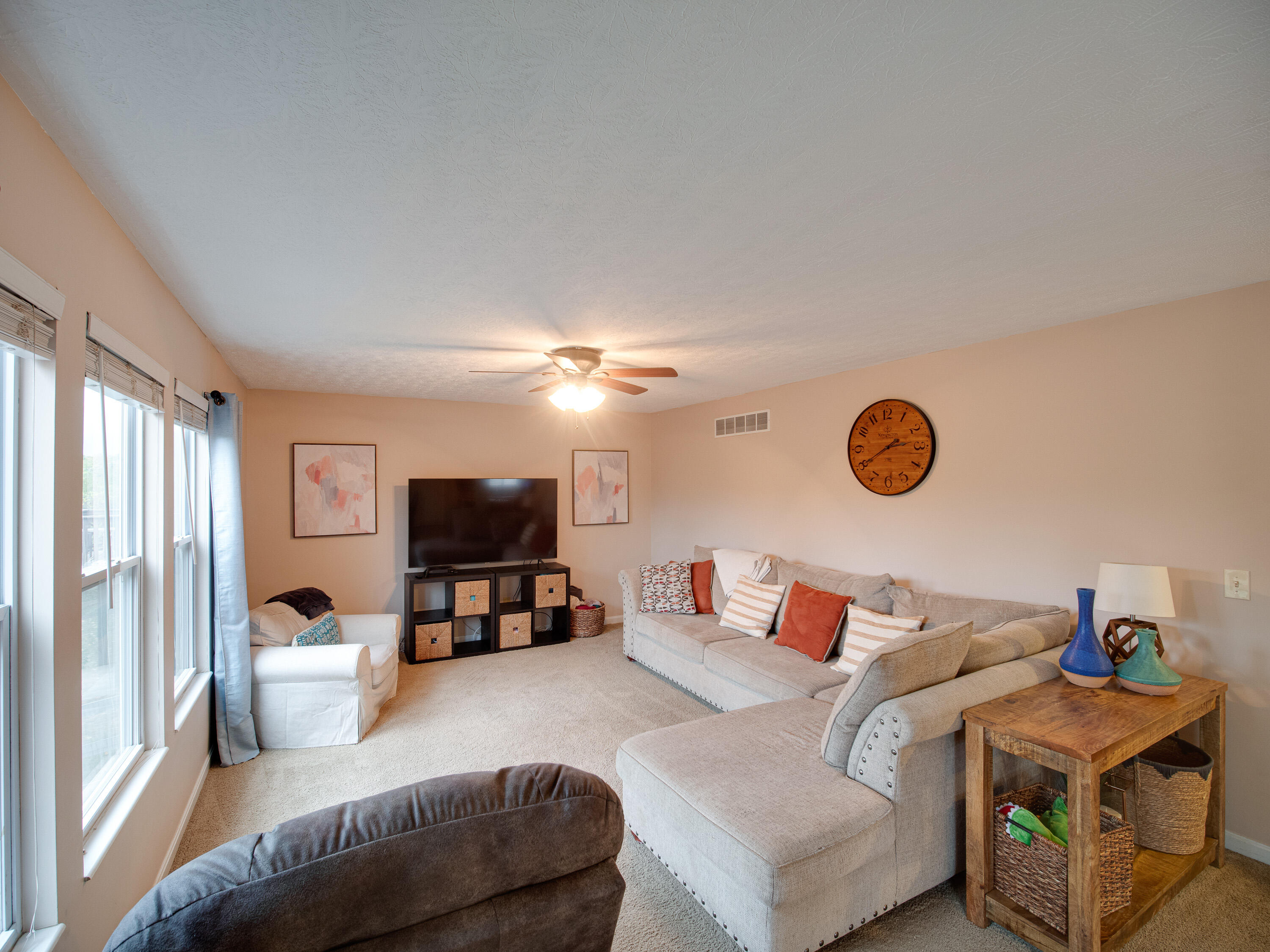 10149 Meadow Glen Drive