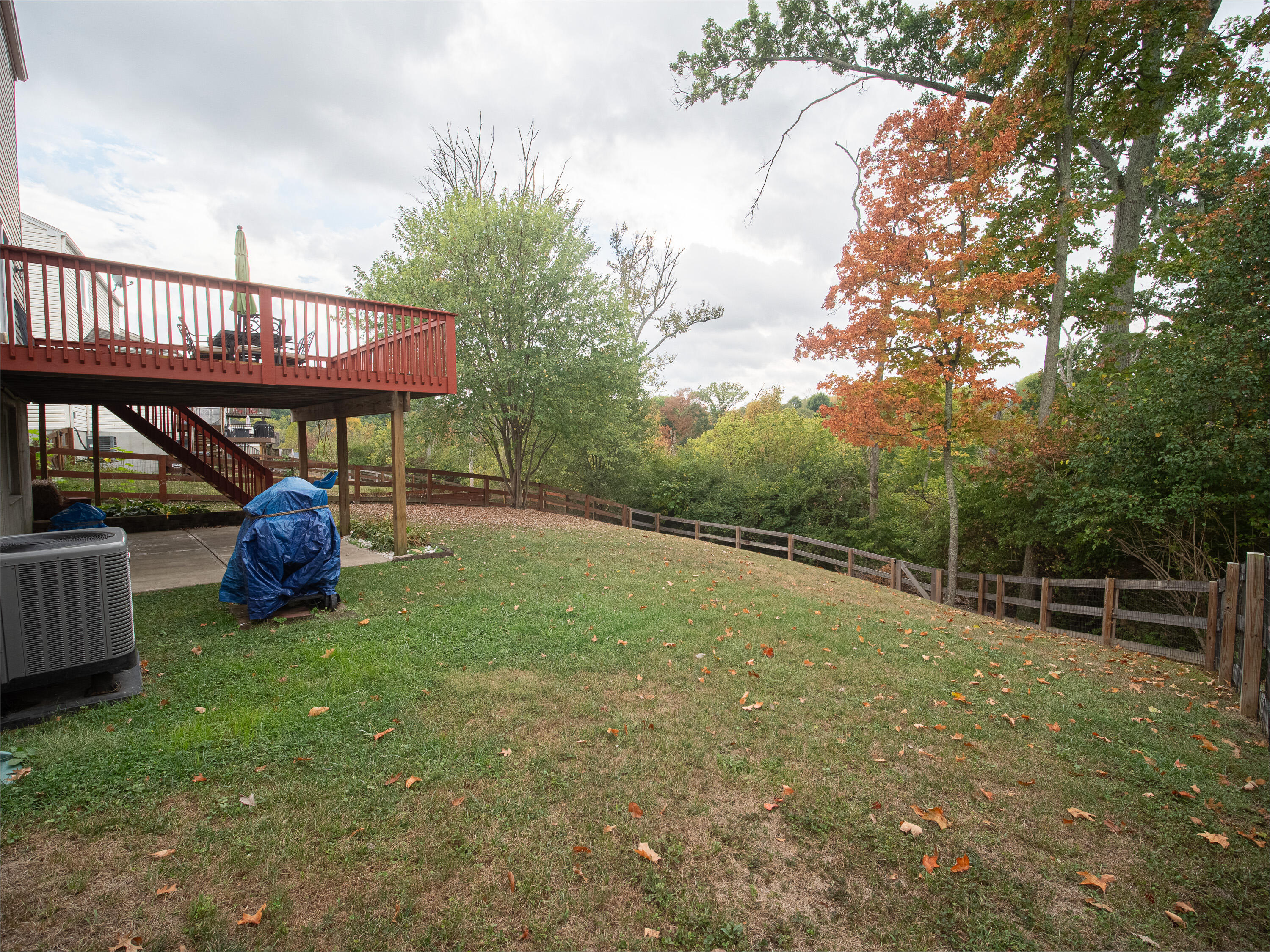 10149 Meadow Glen Drive