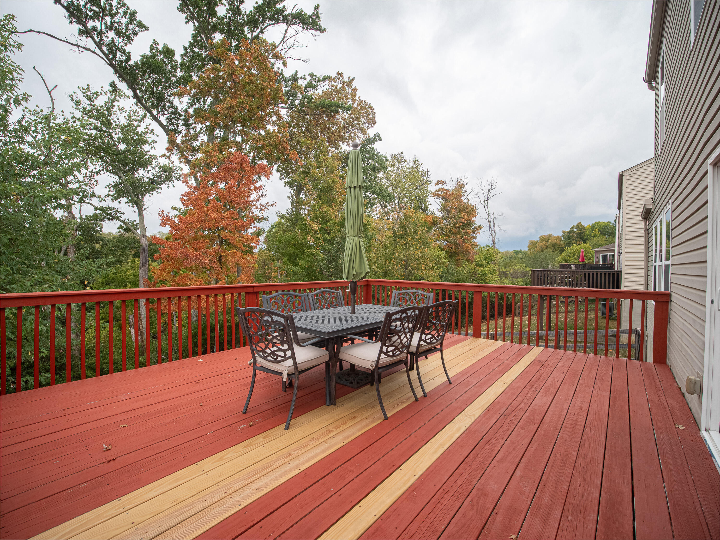 10149 Meadow Glen Drive