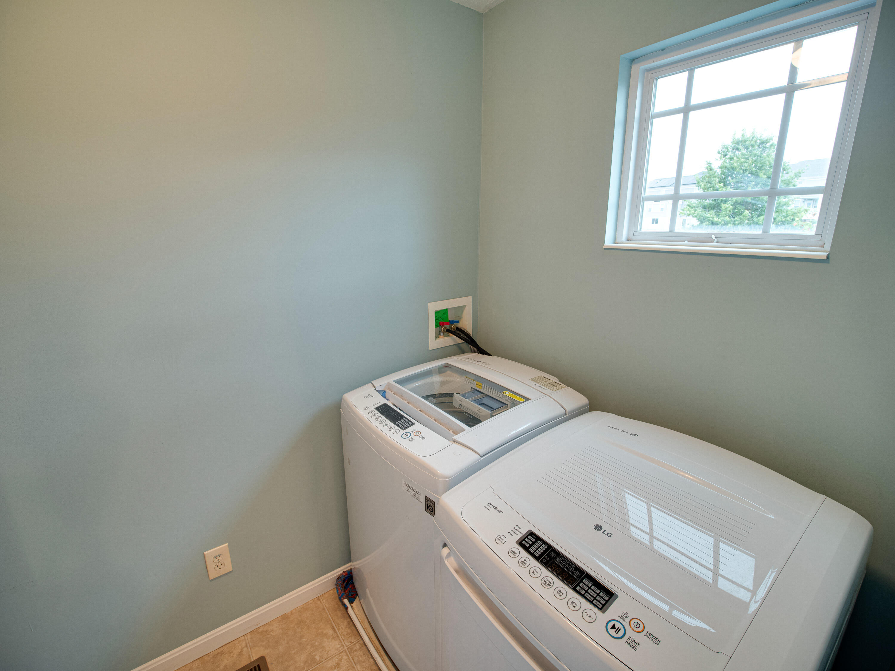 10149 Meadow Glen Drive