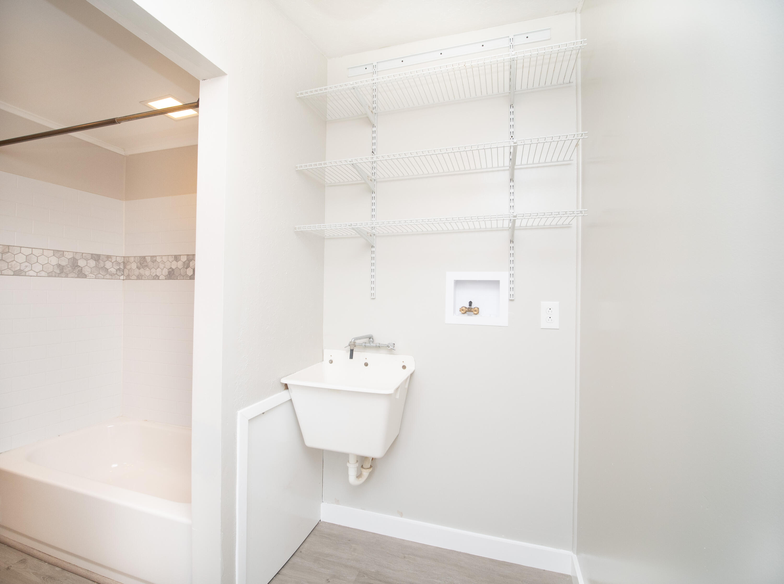 635 Western Reserve Road