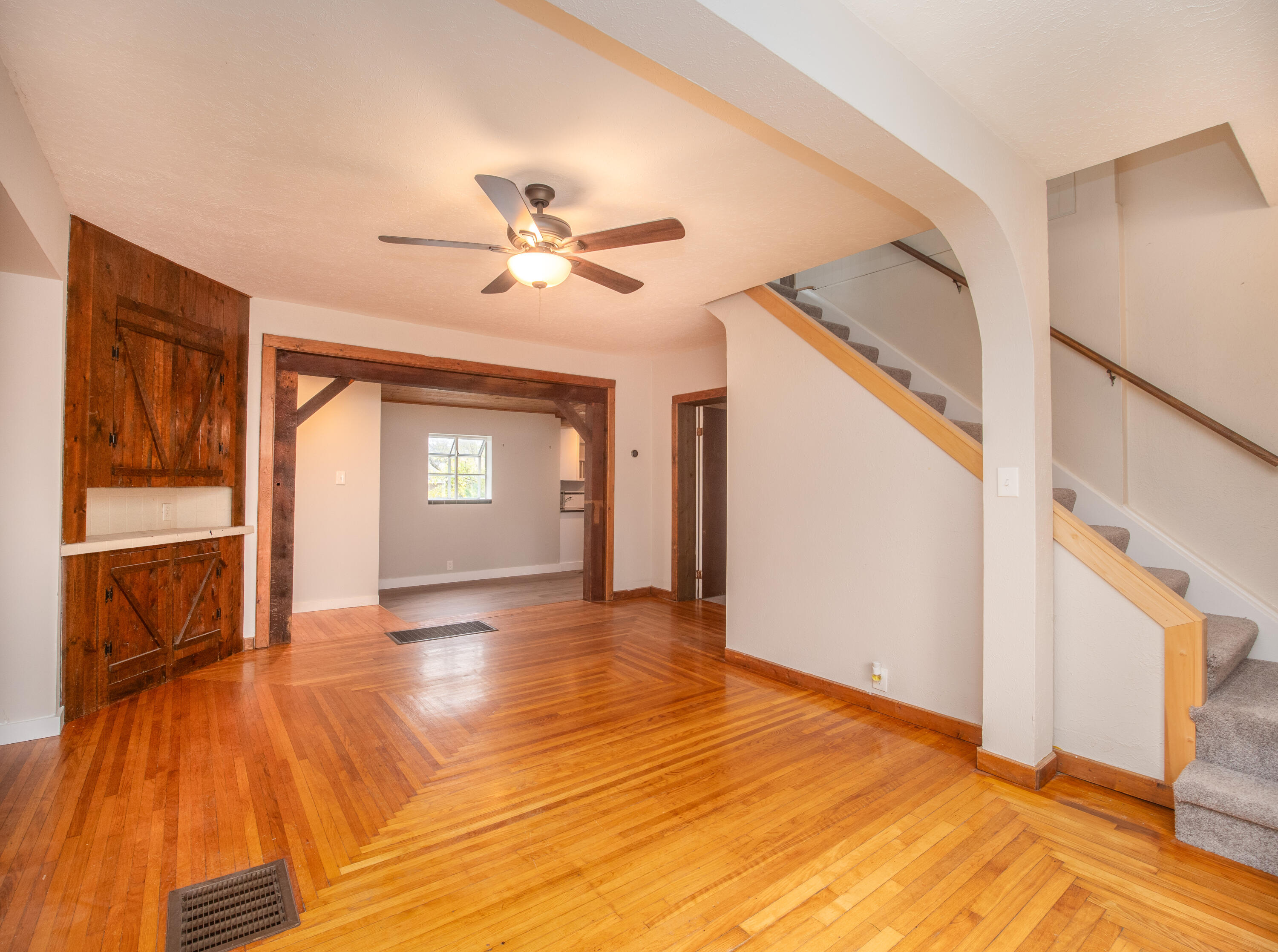 635 Western Reserve Road