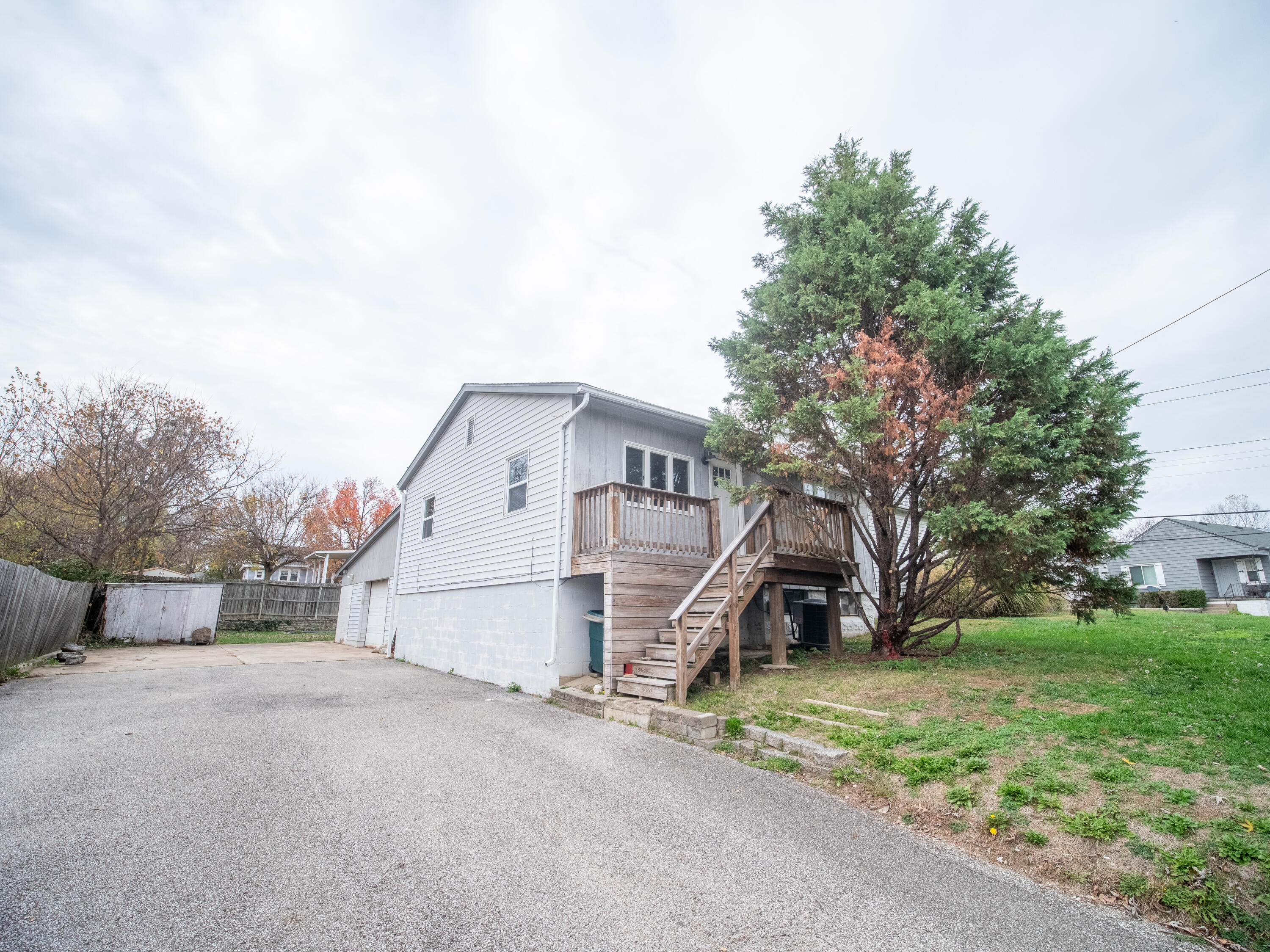 635 Western Reserve Road