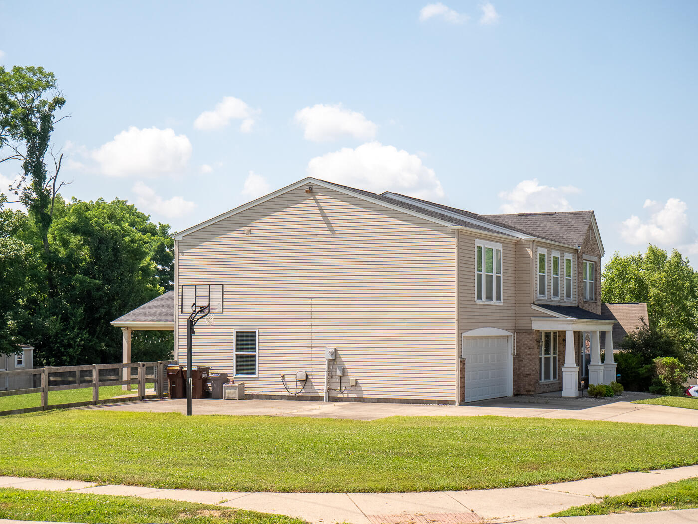 1014 Cherryknoll Court