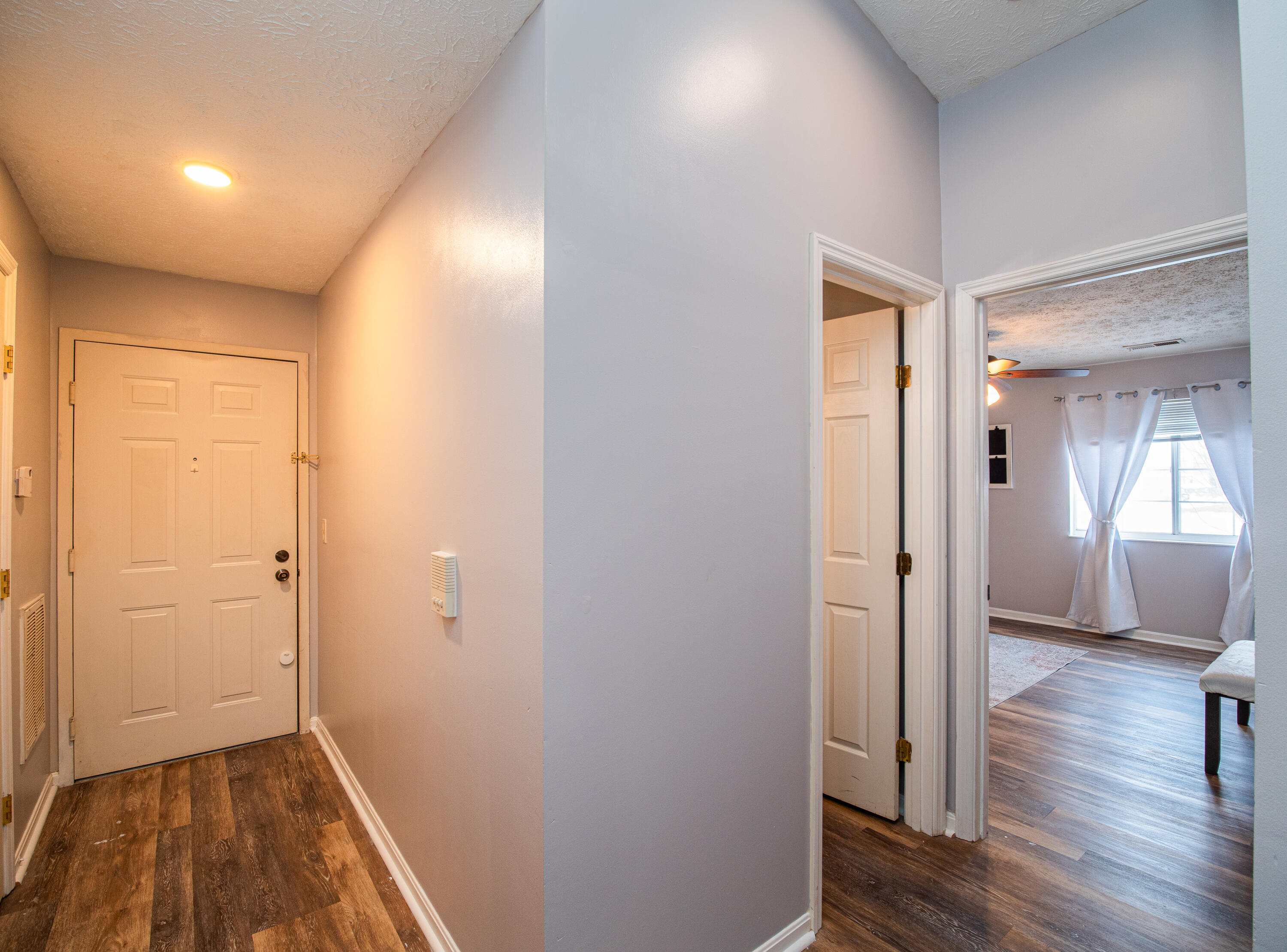 2324 Northmoor Lane, 208